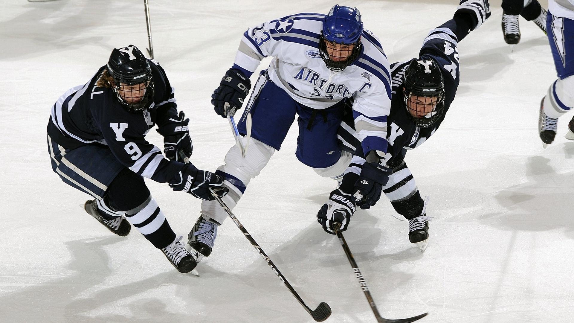 意甲正式启用VAR新系统，提升裁判判罚水平，意甲有没有var